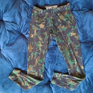 Nike Camo Legging Women’s - M